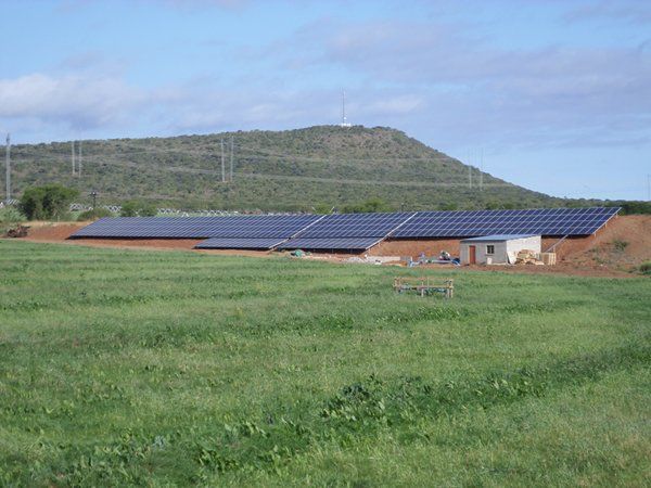1071kw_solar_panels.jpg