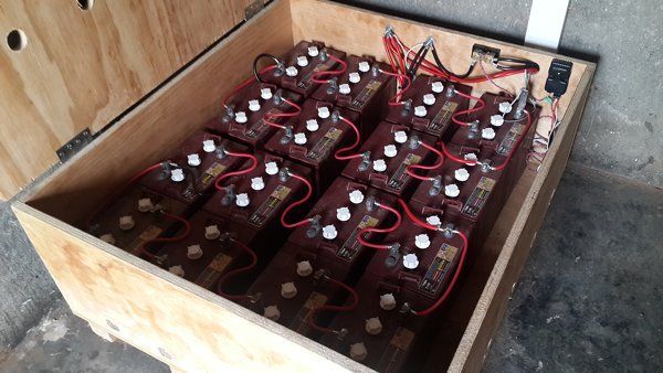 16_x_225_amp_hr_deep_cycle_batteries.jpg